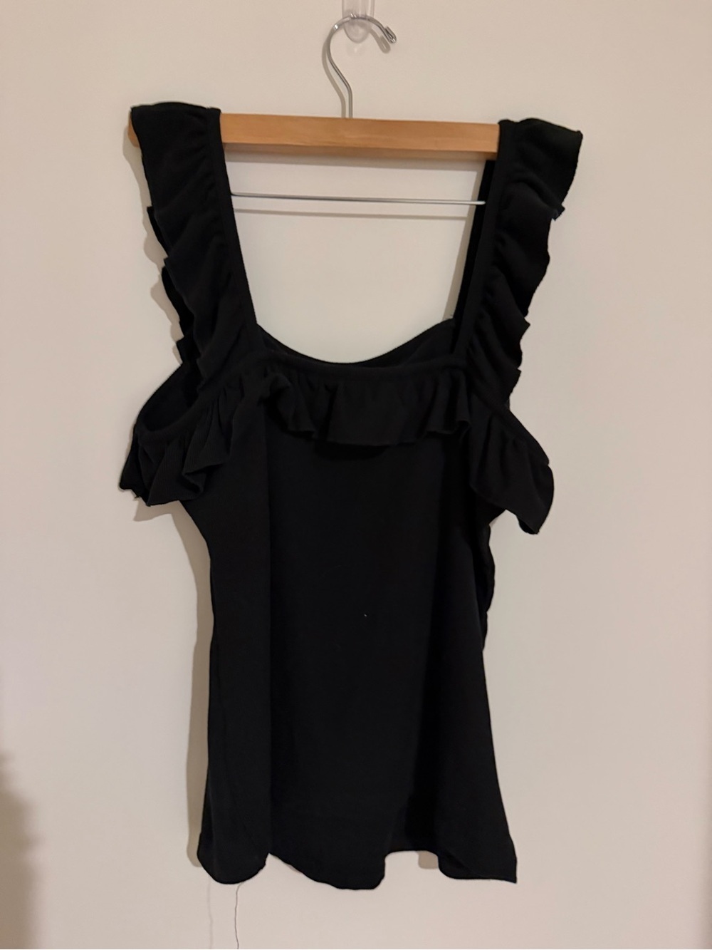 Black Ruffle Sleeveless Top - Women’s Size Large - Picture 3 of 5